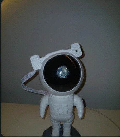astronaute qui fait de la lumiere avec fil, Enfants & Bébés, Envoi, Neuf, Garçon ou Fille