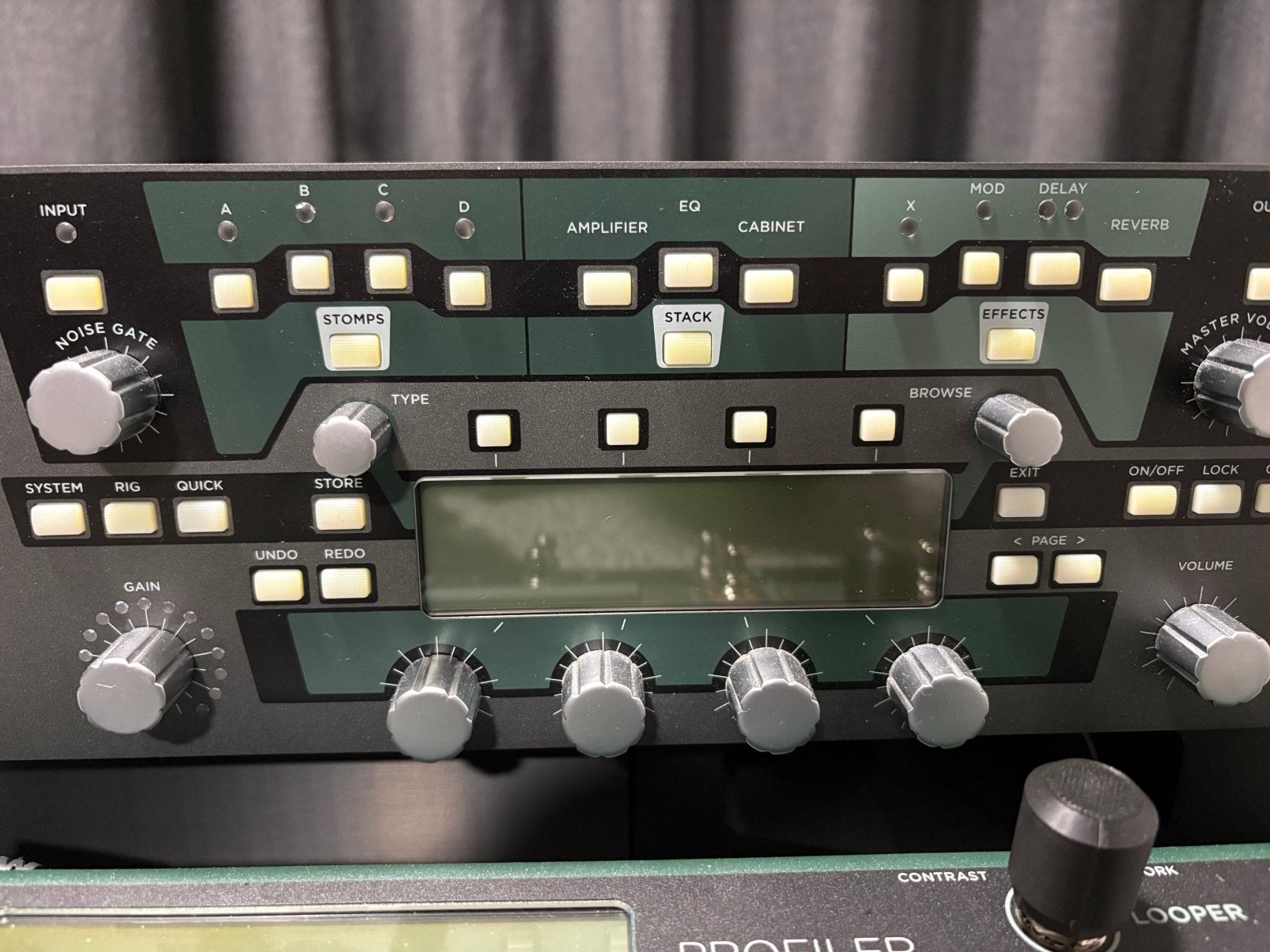 Te koop: Kemper profiler rack + remote, Musique & Instruments, Enlèvement, Comme neuf, Multi-effet