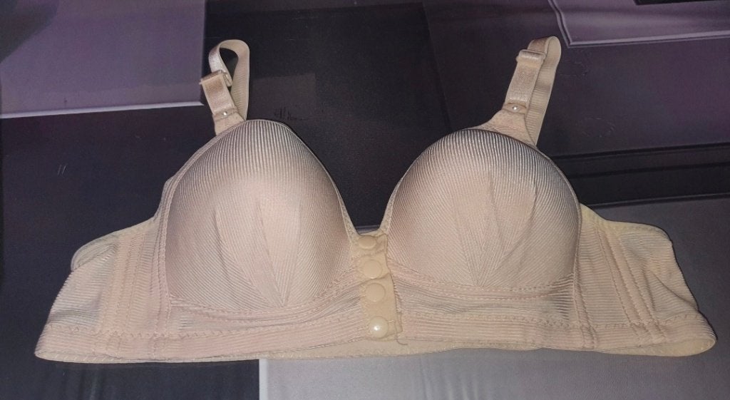 Comfortabele beige bh met voorsluiting drukknoppen Maat: 46, Enlèvement ou Envoi, Beige, Soutien-gorge
