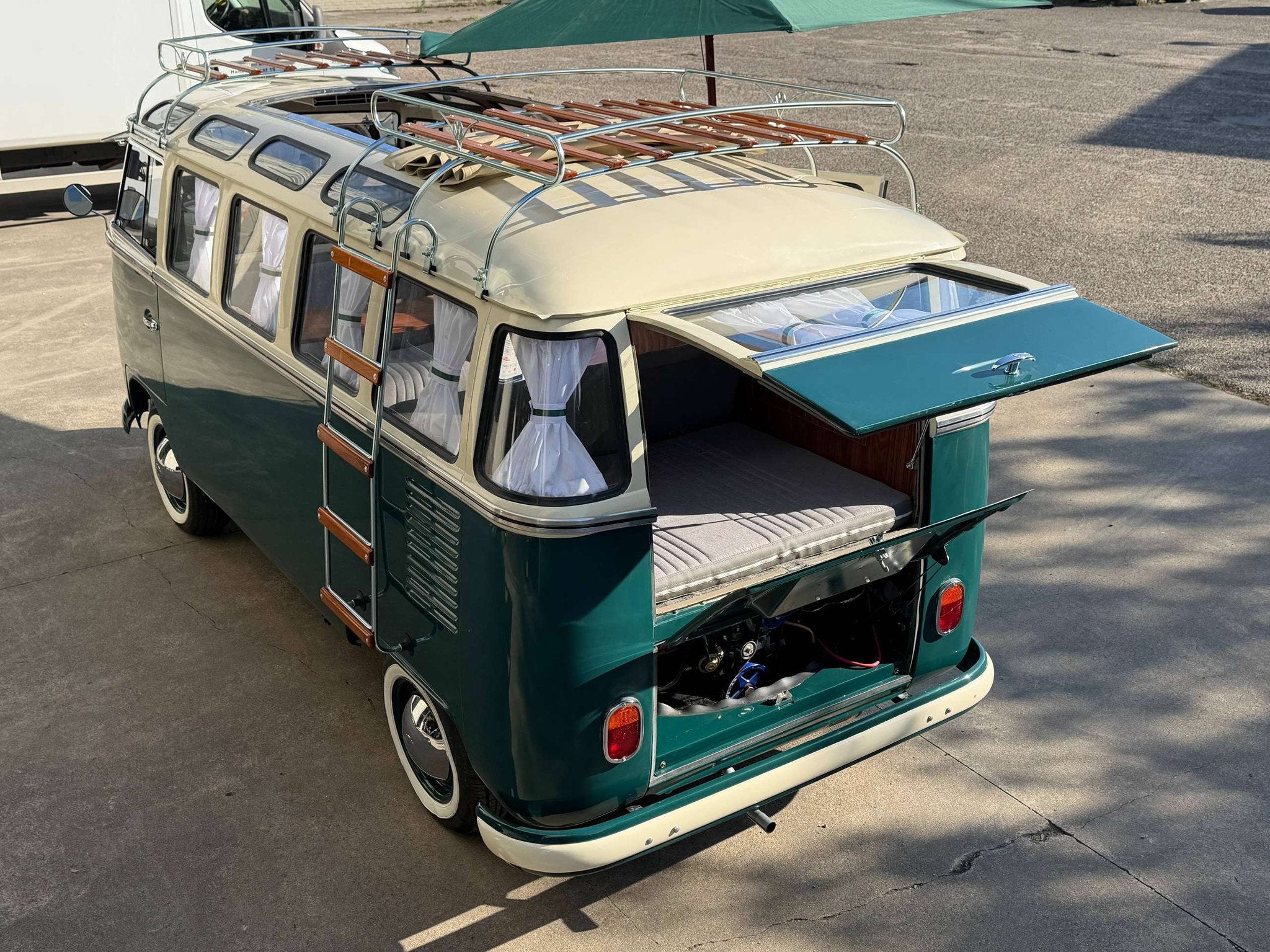 Volkswagen T1 Kombi Samba Style 23 Window Camper Oldtimer, foto 7