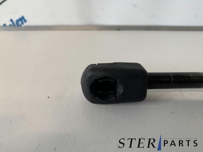 Amortisseur capot moteur gauche d'un Mercedes CL, 3 mois de garantie, Utilisé, -, -