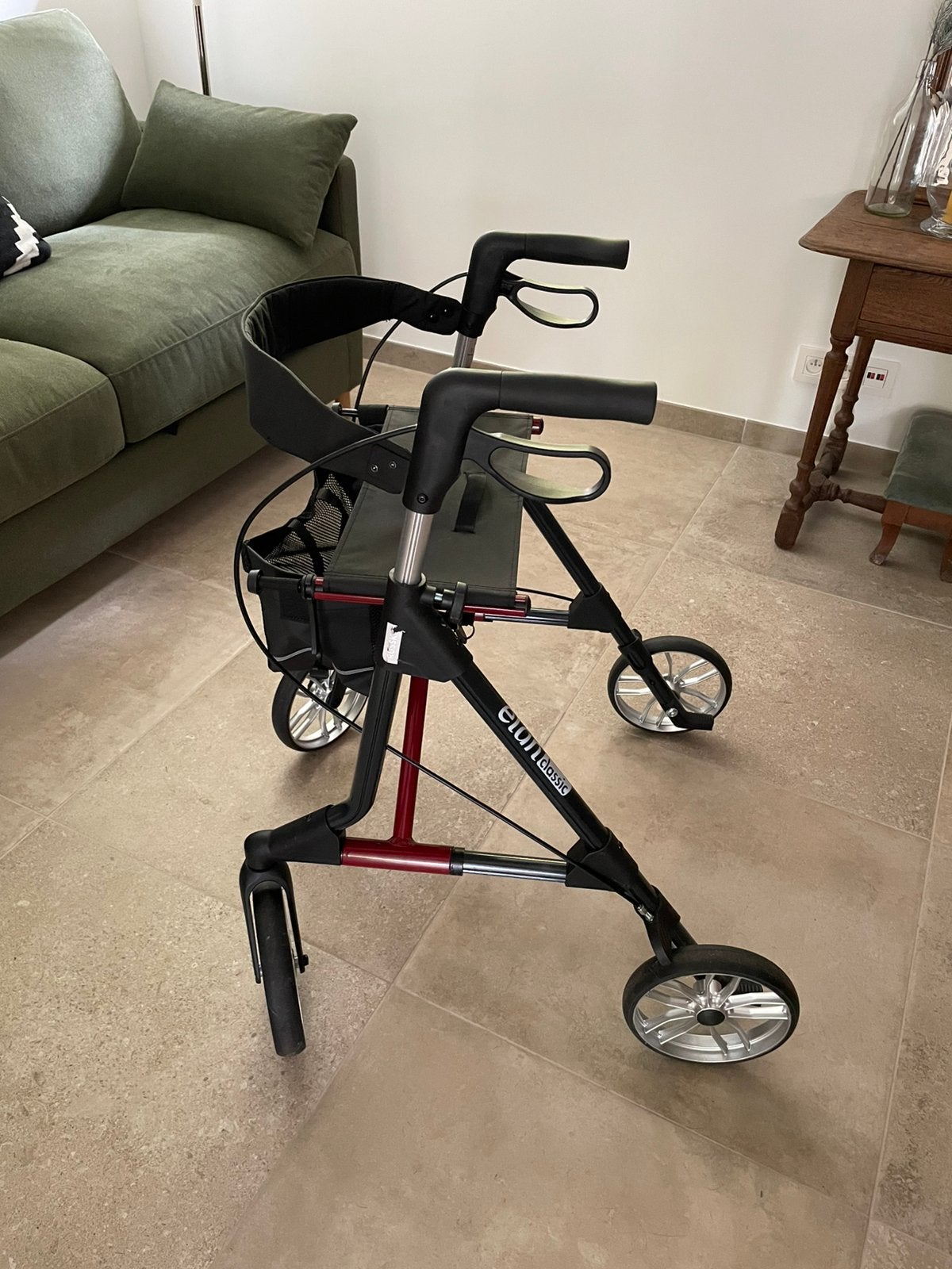 Nieuwe opvouwbare rollator te koop!, Diversen, Ophalen, Opvouwbaar, Zo goed als nieuw