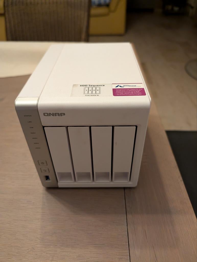 QNAP TS-431P2 Nooit gebruikt, Computers en Software, Ophalen, Zo goed als nieuw