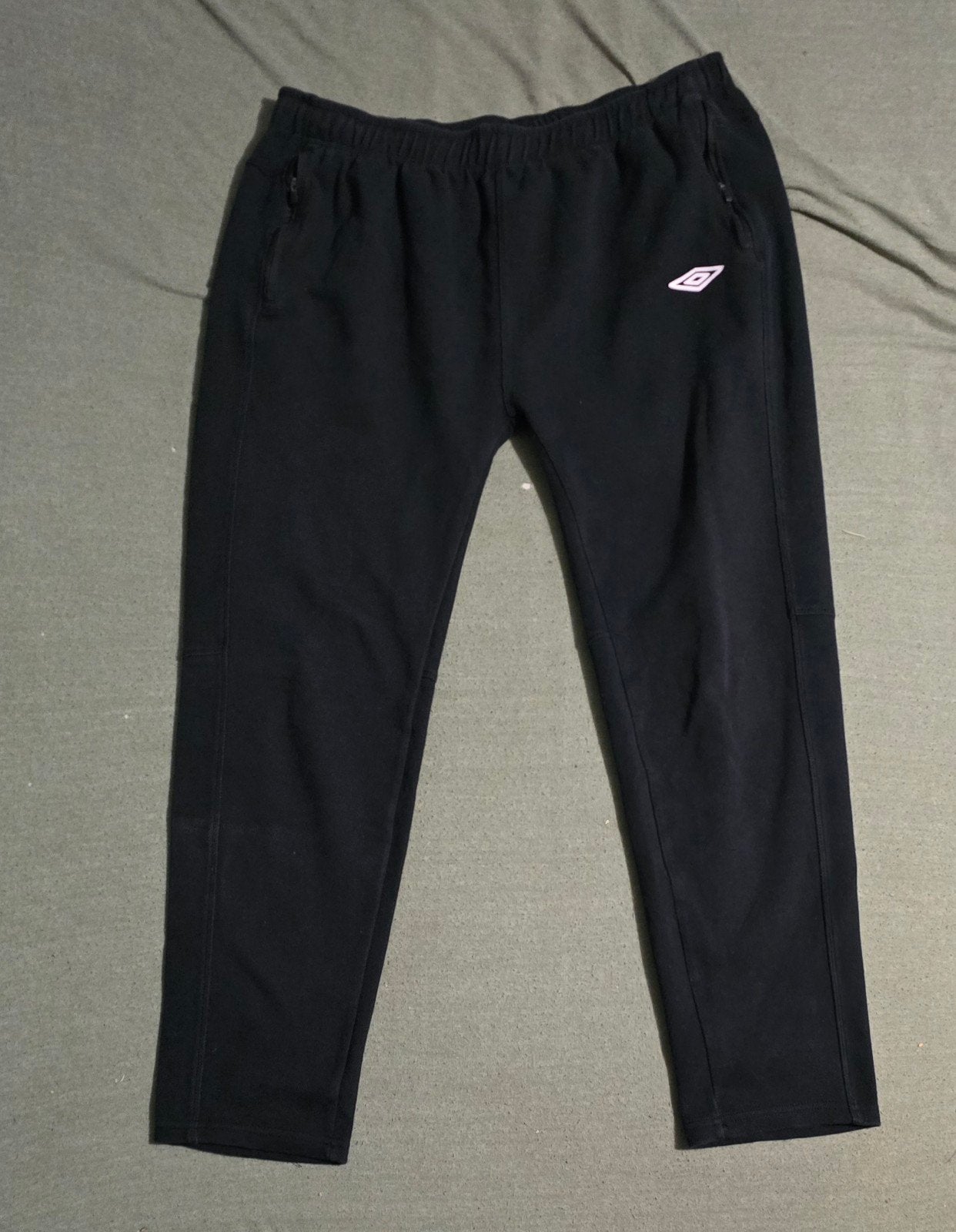 Pantalon de jogging / Pantalon de survêtement Umbro noir - X, Vêtements | Hommes, Enlèvement ou Envoi, Taille 56/58 (XL), Comme neuf