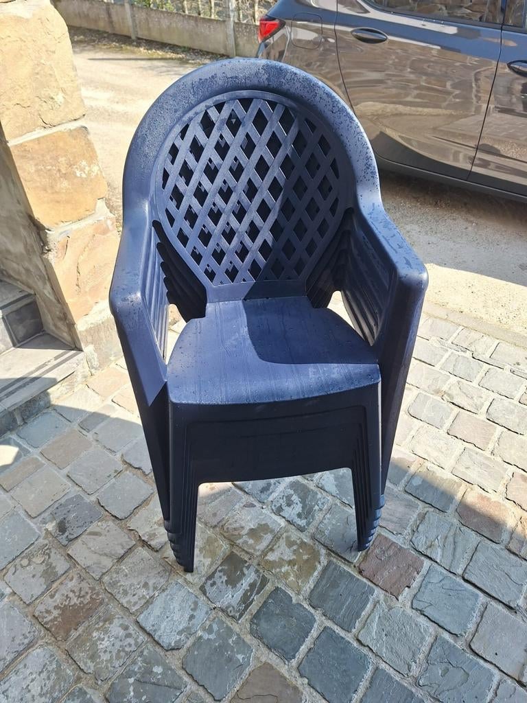 Te koop: 6 Grosfillex tuinstoelen, Enlèvement