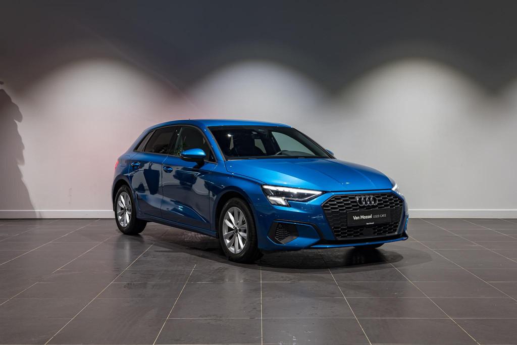 Audi A3 Sportback 35 TFSi 1.5 Attraction | S-Line Int. | Car, Stof, 4 cilinders, Blauw, Bedrijf