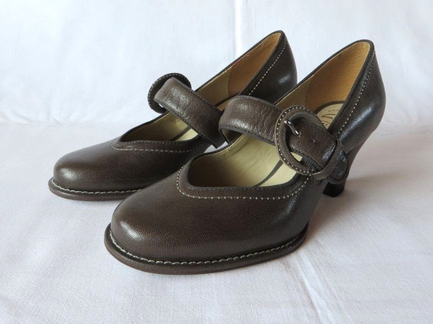 Clarks pumps - maat 35,5 (UK 3), Clarks, Ophalen of Verzenden, Zo goed als nieuw, Pumps