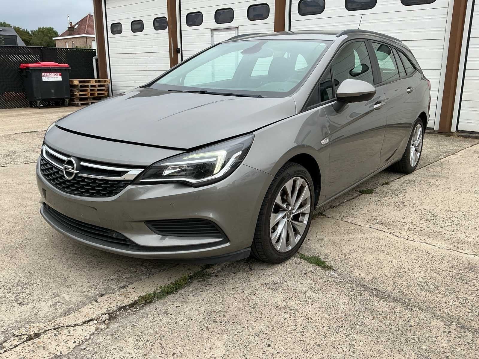 2016 Opel Astra Sports Tourer, Auto's, Gebruikt, Euro 6, Overige brandstoffen, Bedrijf