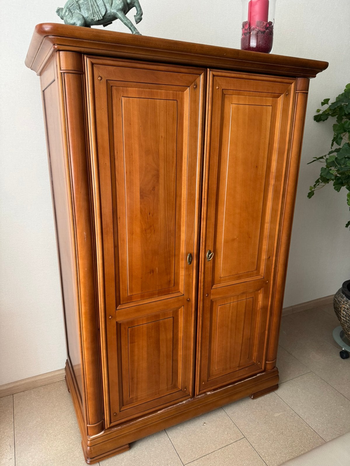 Tv kast, Enlèvement, Utilisé