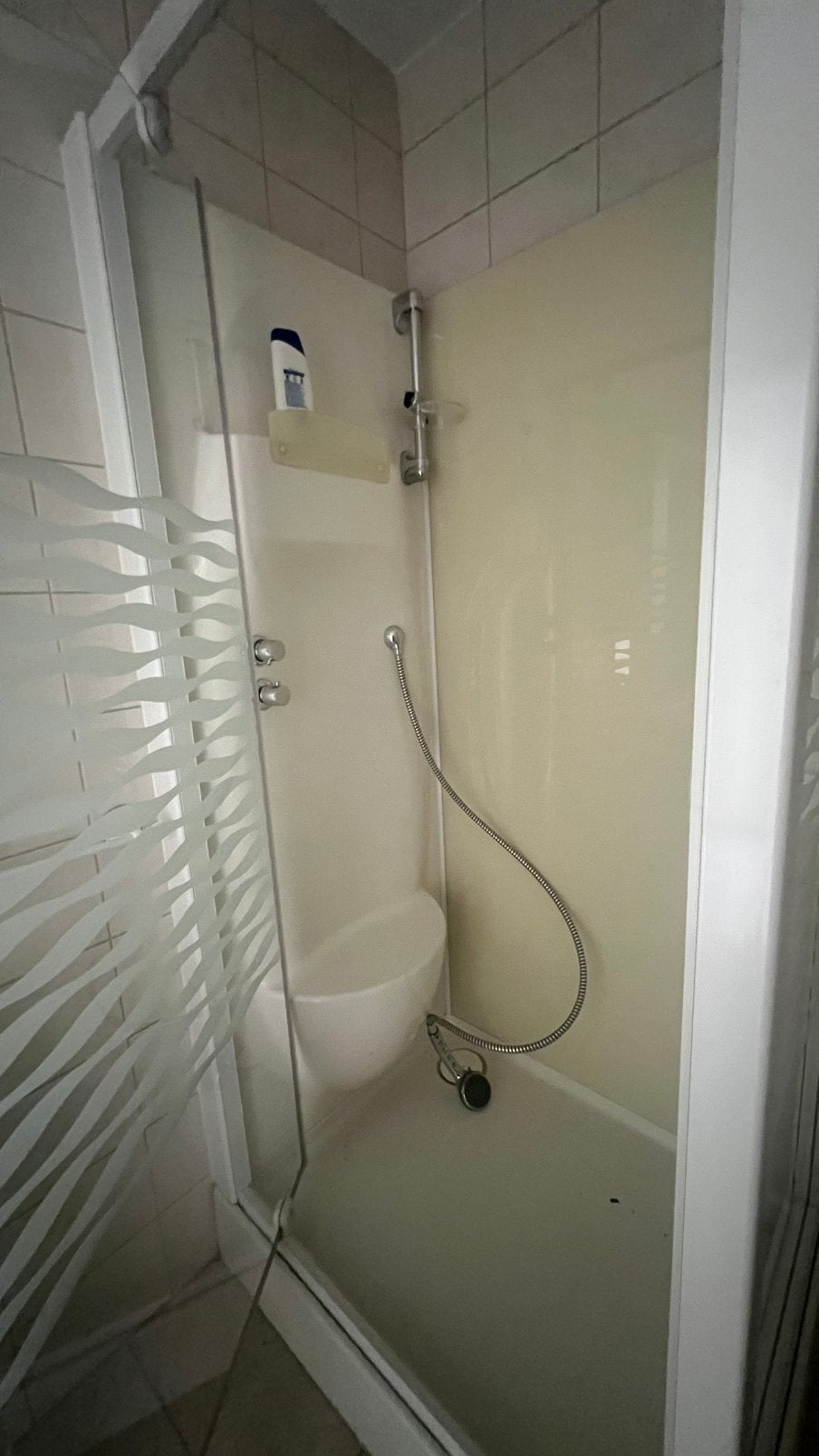 Récupérez gratuitement les meubles de salle de bain, Enlèvement, Comme neuf