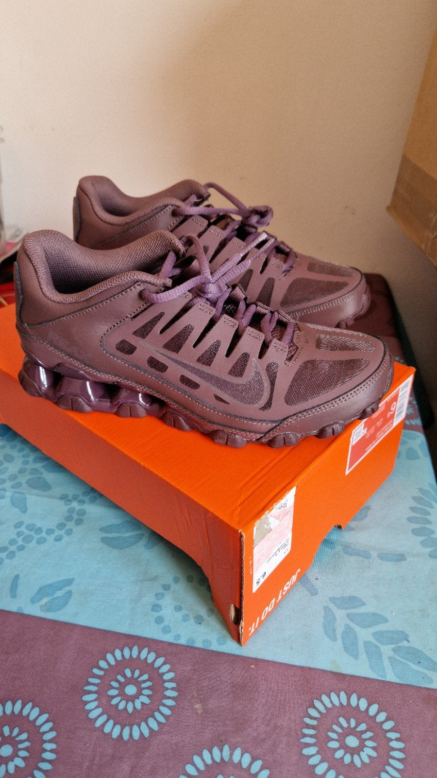 Nike Reax 8 Taille 37,5, Enlèvement ou Envoi