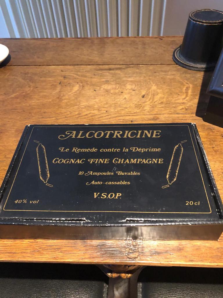 Alcotricine ampoules, Collections, Vins, Neuf, Autres types, Pleine, Enlèvement