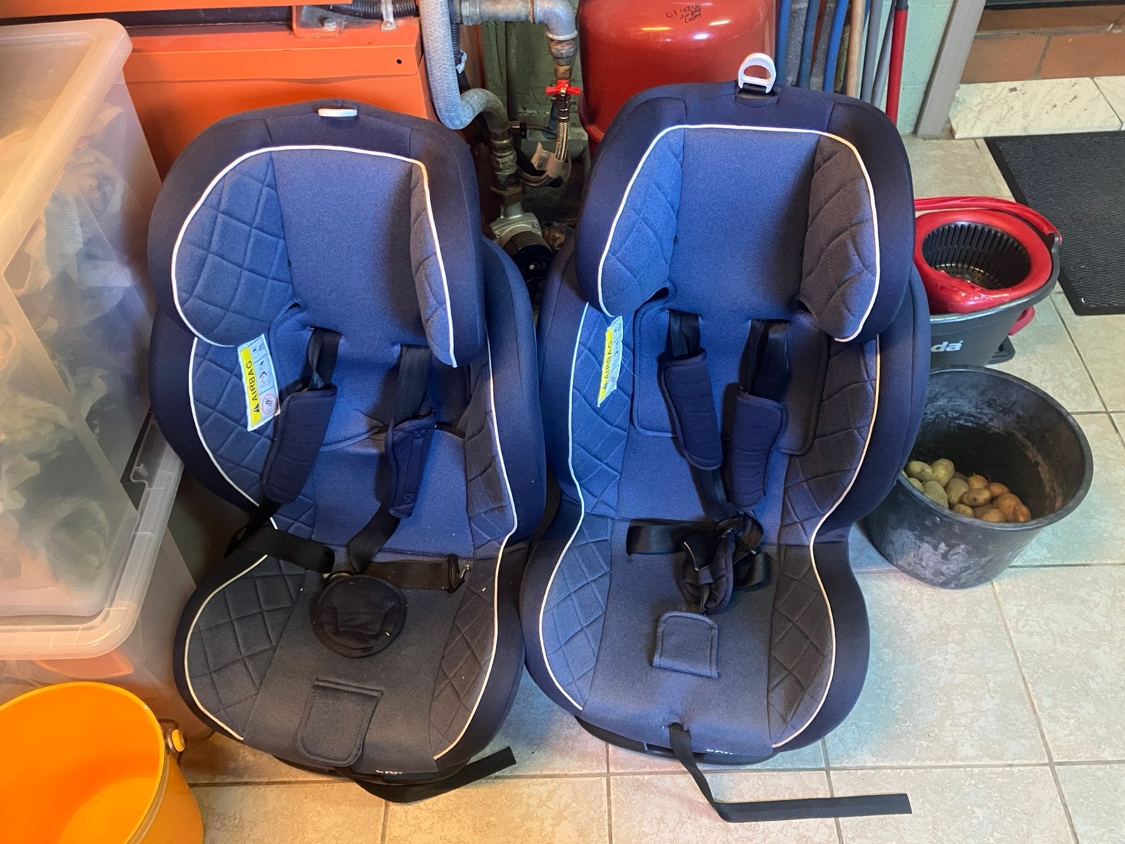 Kinder Autostoelen van tweelingen, Ophalen, Zo goed als nieuw