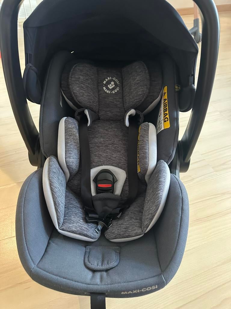 Autostoel Maxi-Cosi+ IsoFix basis+ adapters, Kinderen en Baby's, Autostoeltjes, Ophalen, Zo goed als nieuw, Maxi-Cosi, Isofix