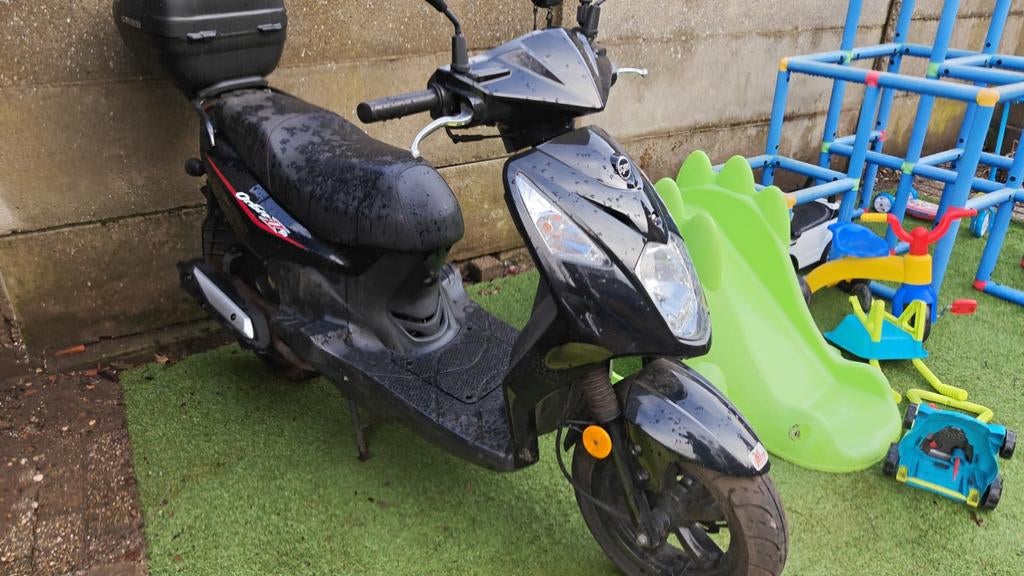 Scooter SYM Orbit II in zgst, Fietsen en Brommers, Ophalen