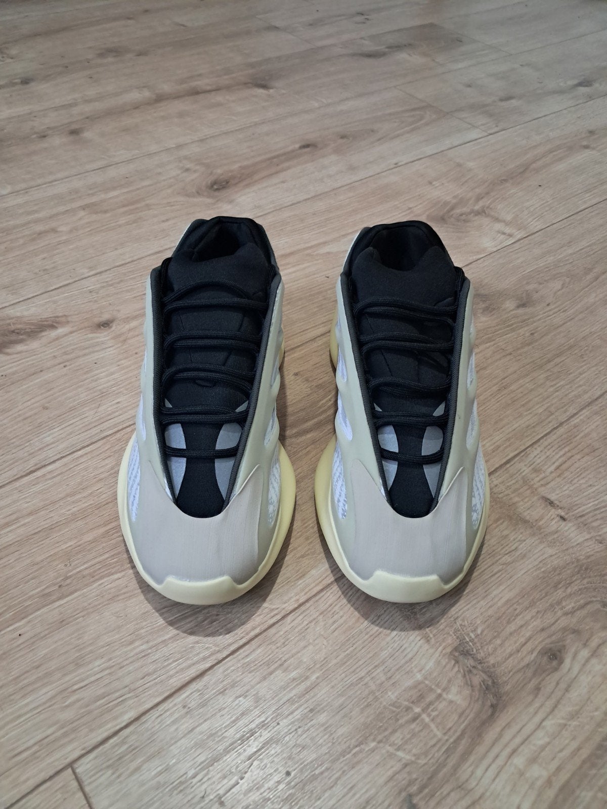 Yeezy 700 v3, Vêtements | Hommes, Chaussures, Neuf, Autres couleurs, Adidas, Baskets