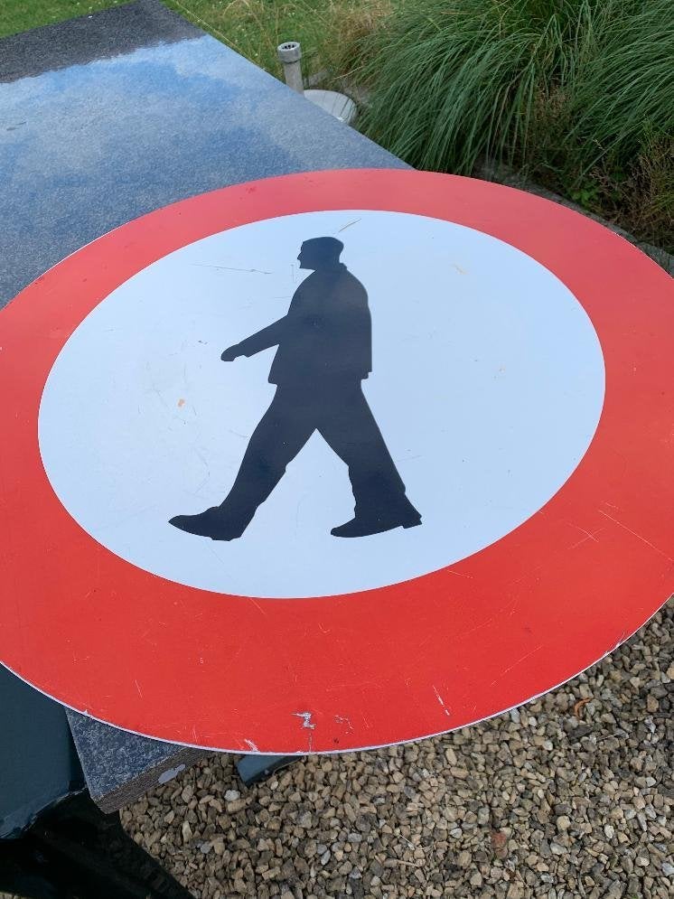 Verkeersbord, Ophalen, Gebruikt
