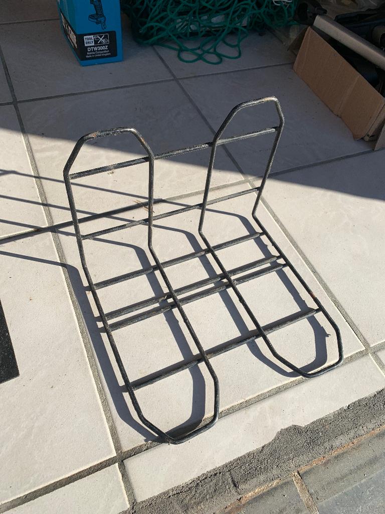 Fiets bagagedrager, Ophalen