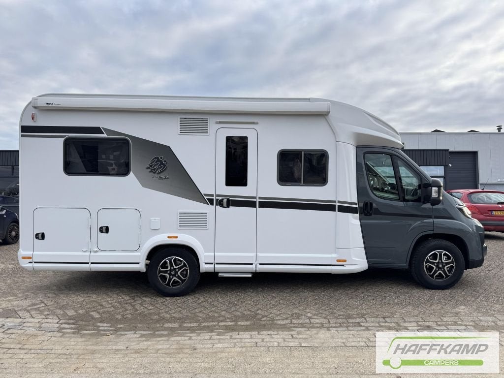 Knaus Sky Wave 650 MF Live Wave Frans Bed, Caravans en Kamperen, Mobilhomes, Bedrijf, Knaus, Half-integraal