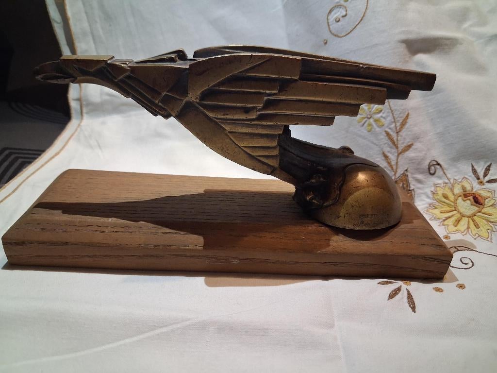 minerva mascotte eagle te koop van pierre de soete, Hobby en Vrije tijd, Ophalen, Zo goed als nieuw