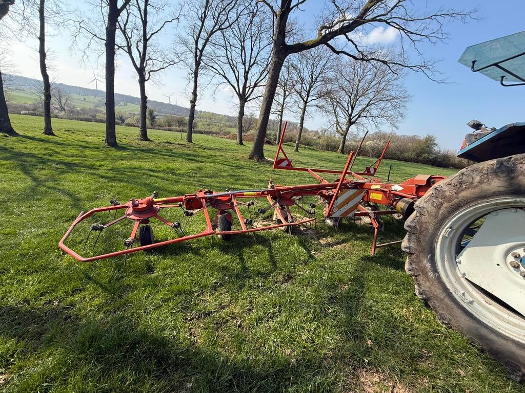Fanneuse  Kuhn GF 8501, Enlèvement ou Envoi