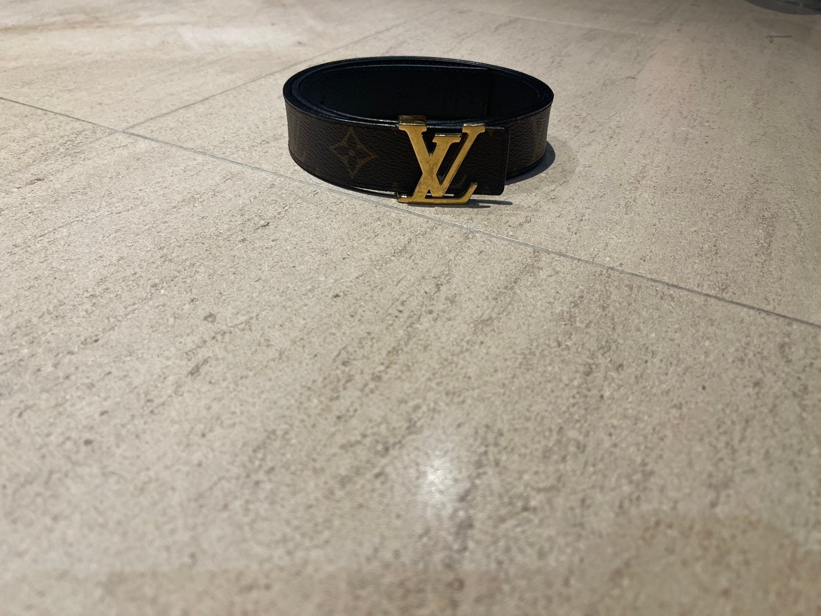 Louis Vuitton LV Initiales Belt – Monogram / Black – Size 80, Vêtements | Hommes, Cuir véritable, Enlèvement ou Envoi, Moins de 95 cm