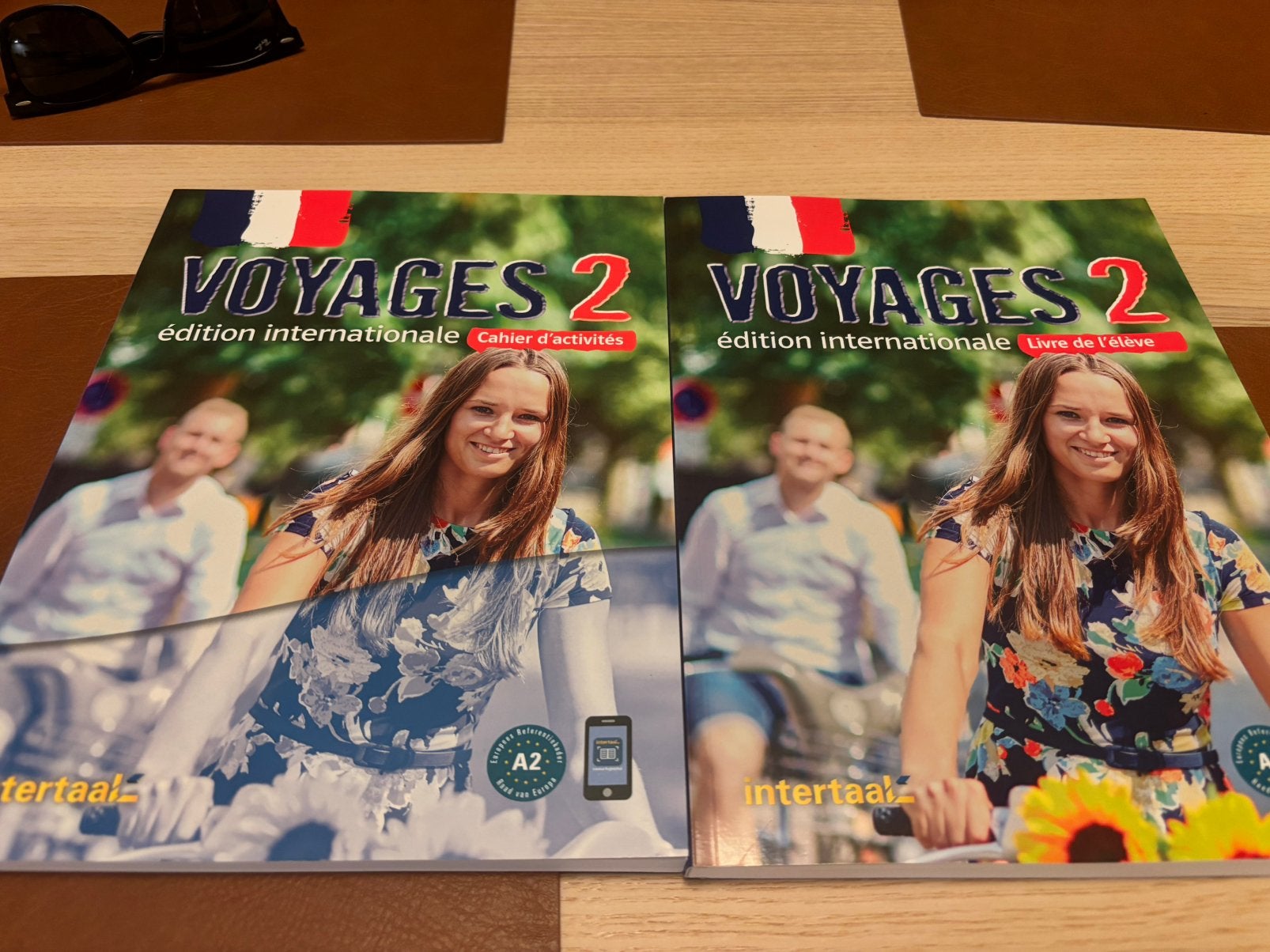 Voyages 2 Cahier d’activités + Livre de l’élève, Livres, Enlèvement ou Envoi
