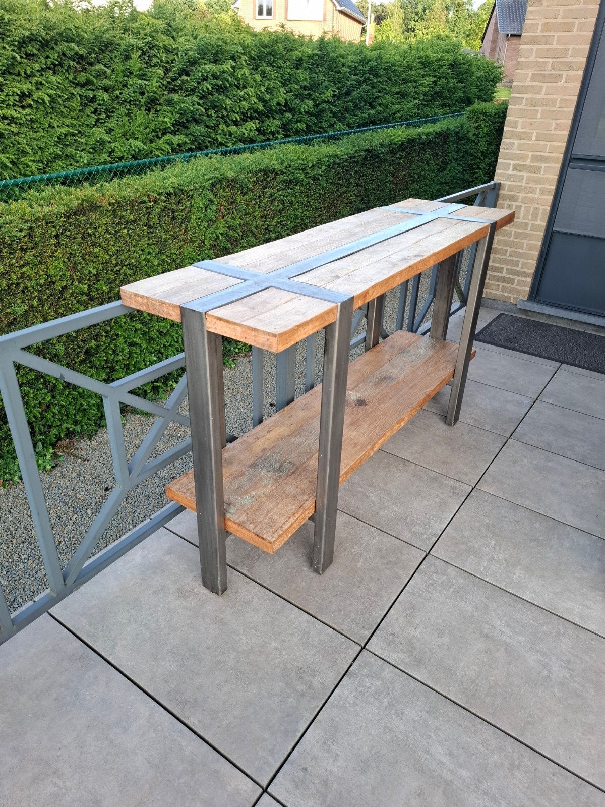Sidetable - stalen frame met hout, Ophalen