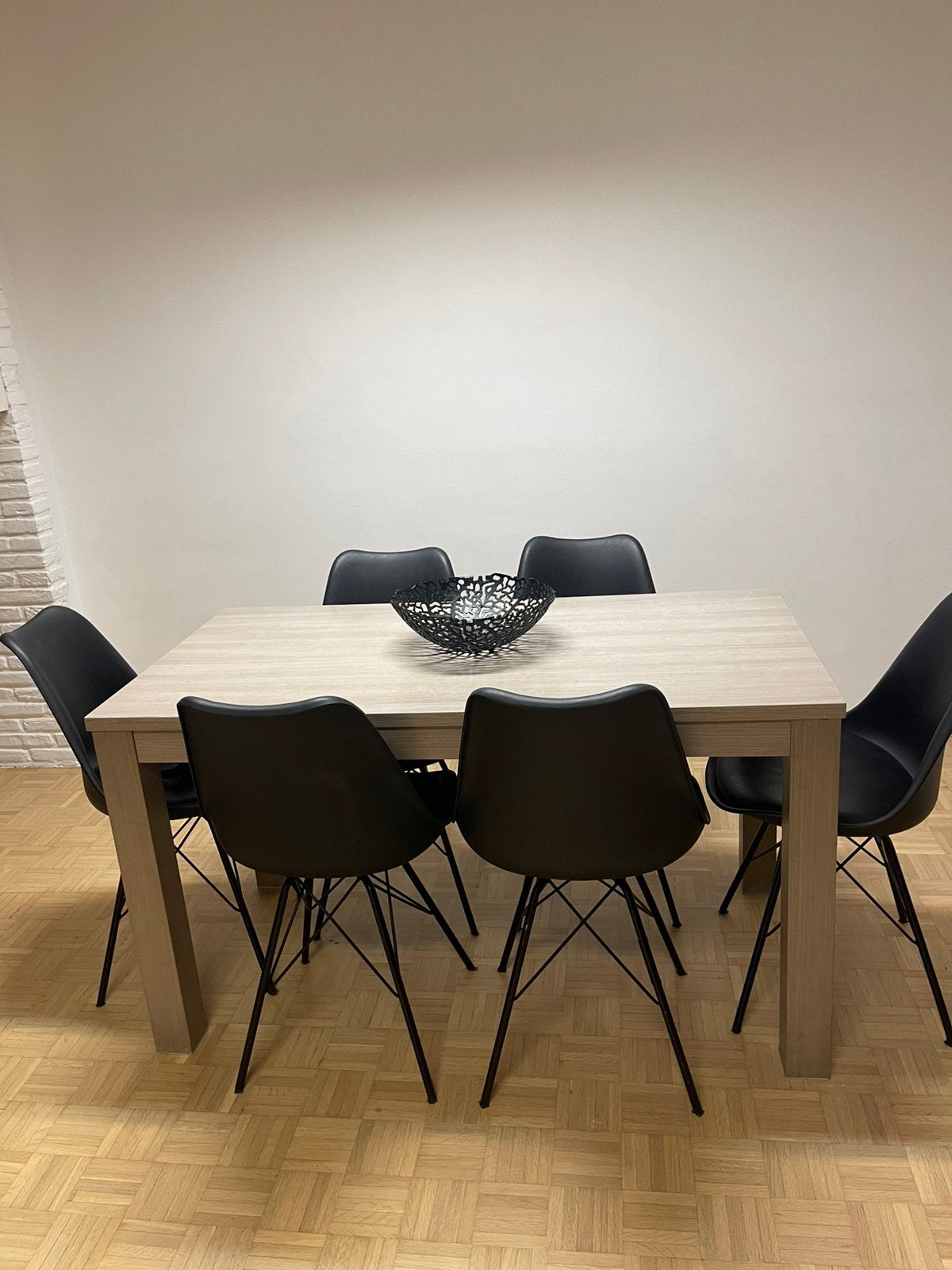 Eettafel met zes stoelen te koop, Ophalen, Zo goed als nieuw