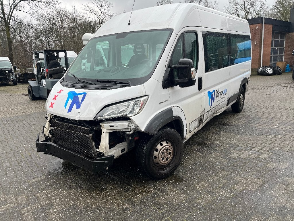 Fiat ducato 2.3 Maxi  9 persoons plus lift rolstoel, Auto's, Fiat, Voorwielaandrijving, Stof, 9 zetels, Bedrijf