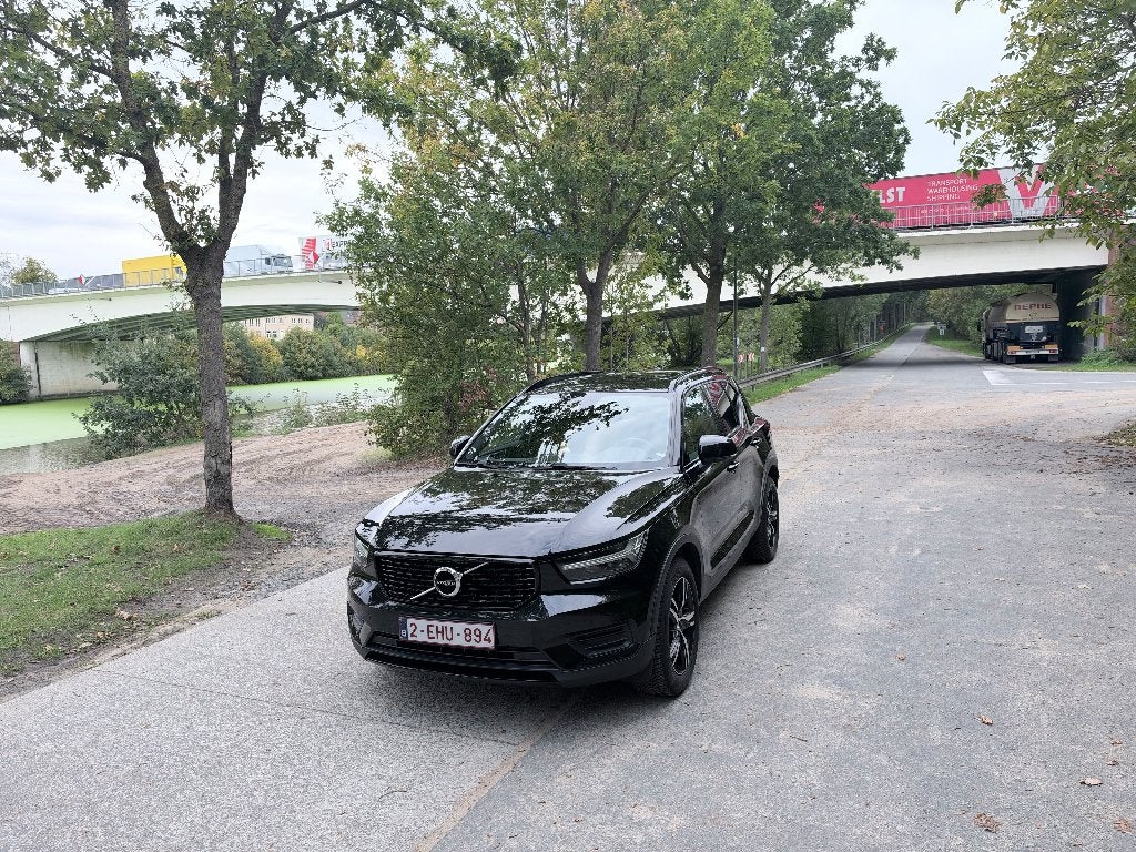 Volvo XC40 R-Design, Autos, Achat, Euro 6, Alcantara, Noir