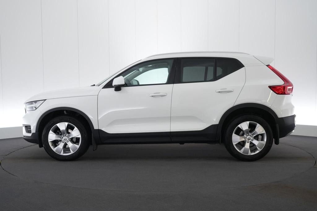 (2BVR193) VOLVO XC40, Auto's, Gebruikt, Euro 6, https://public.car-pass.be/vhr/ea45ffed-2fb7-4f22-813d-25608d38419e, Wit