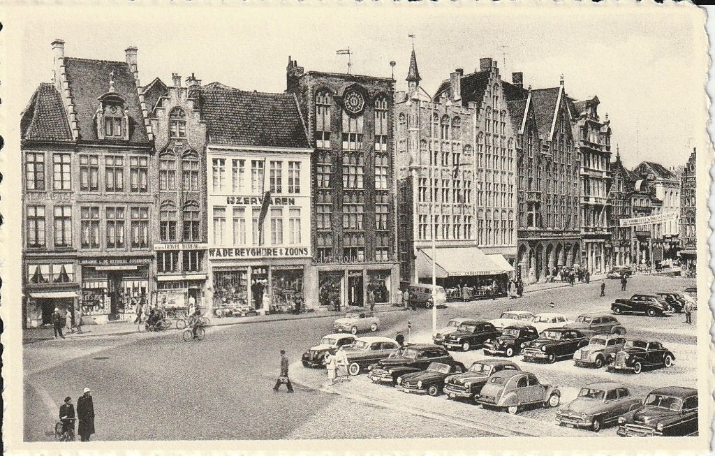3 postkaarten Brugge, Grote Markt, Verzamelen, Postkaarten | België, Ophalen of Verzenden, Ongelopen, West-Vlaanderen
