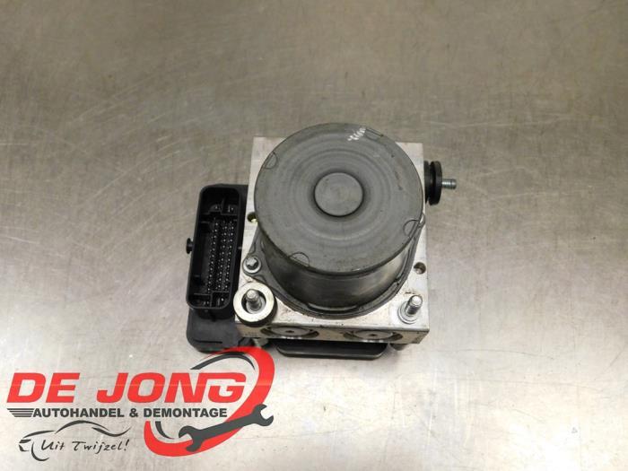 ABS Pomp van een Volkswagen Polo, Gebruikt, -, Volkswagen, -