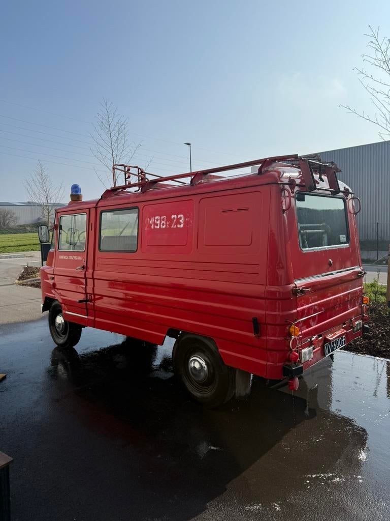 Brandweerwagen in goede staat, Auto's, 4 deurs, Particulier, Te koop, Benzine