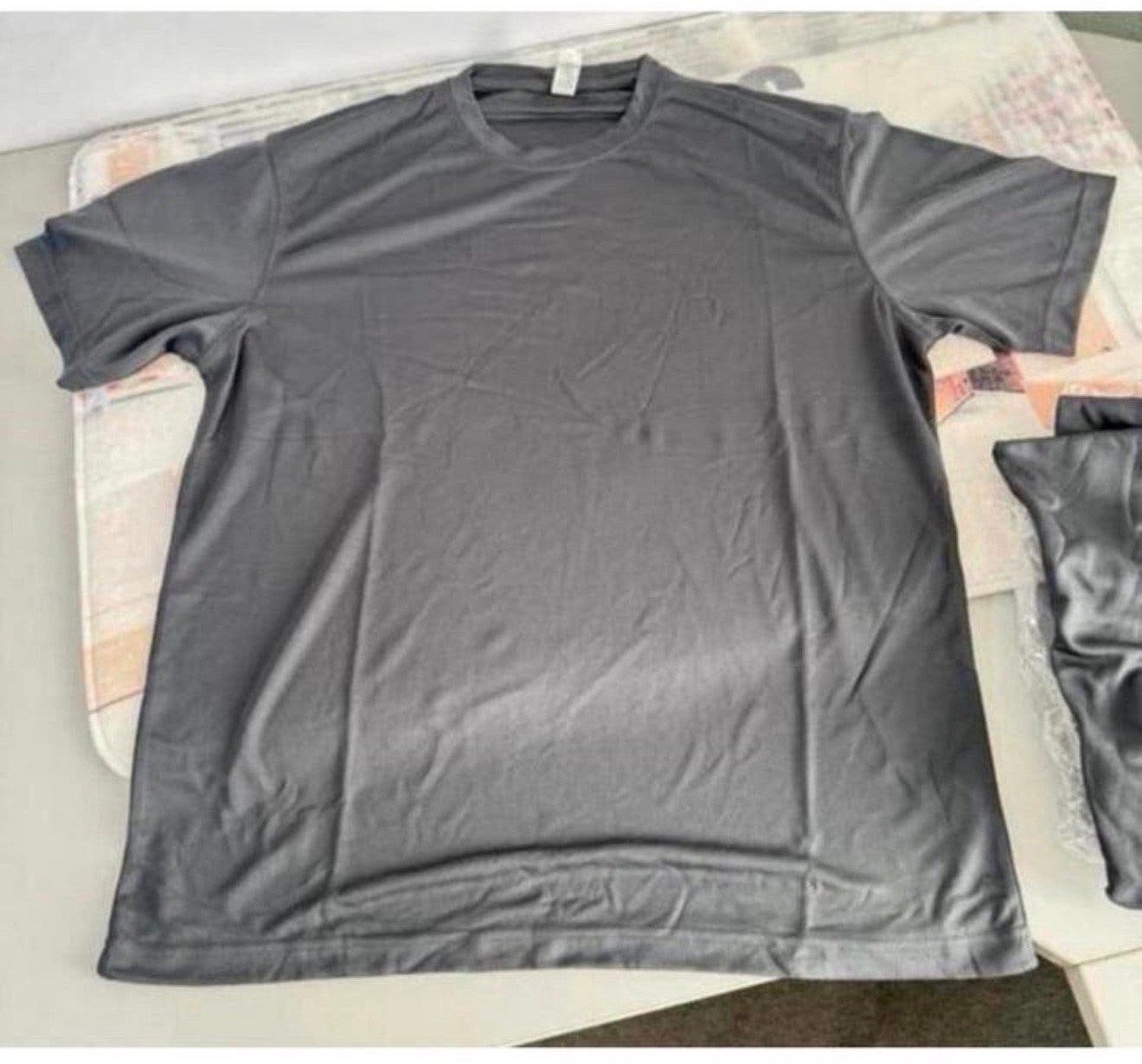 4 pièces T-shirt cool et respirant Running Sport Gym XL gris, Neuf, Gris, Enlèvement ou Envoi, Taille 56/58 (XL)