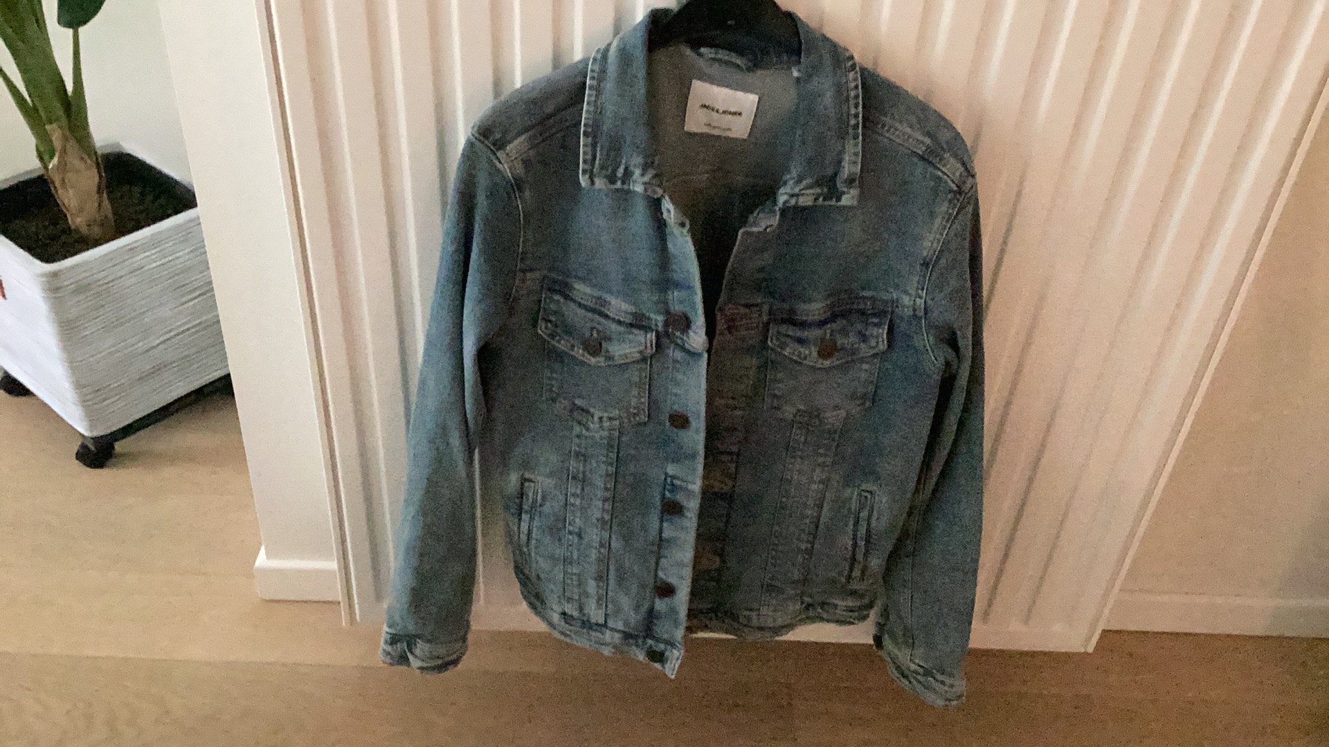 )blauw jeans vestje heren S € 20, Vêtements | Hommes, Vêtements Homme Autre, Enlèvement, Comme neuf