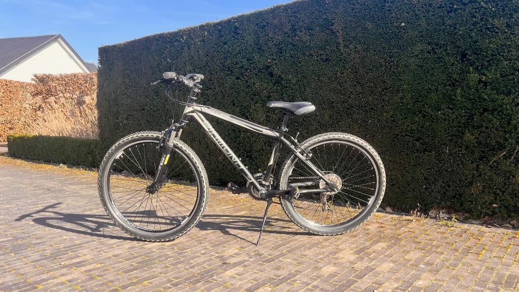Mountainbike / VTT Diamond Black Hill 28” – 21 vitesses, Autres marques, 45 à 49 cm, Enlèvement, Utilisé