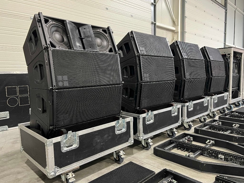 d&b audiotechnik Y8 2x8"/1.4" line array (14x), Ophalen of Verzenden, Gebruikt, 150 watt of meer