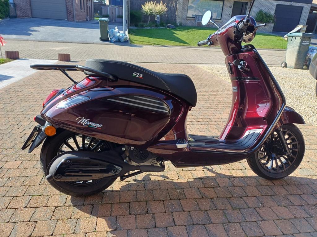 Gts merano quasi nieuw, Vélos & Vélomoteurs, Scooters | Marques Autre, Enlèvement