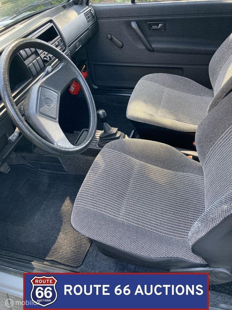 Volkswagen Golf | 1984 | Route 66 Auctions, Auto's, Volkswagen, Zwart, Bedrijf, Handgeschakeld