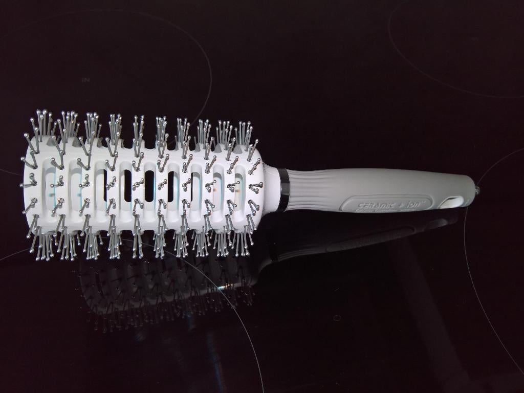 Brosse a cheveux, Bijoux, Sacs & Beauté, Beauté | Soins des cheveux, Enlèvement, Neuf, Peigne ou Brosse