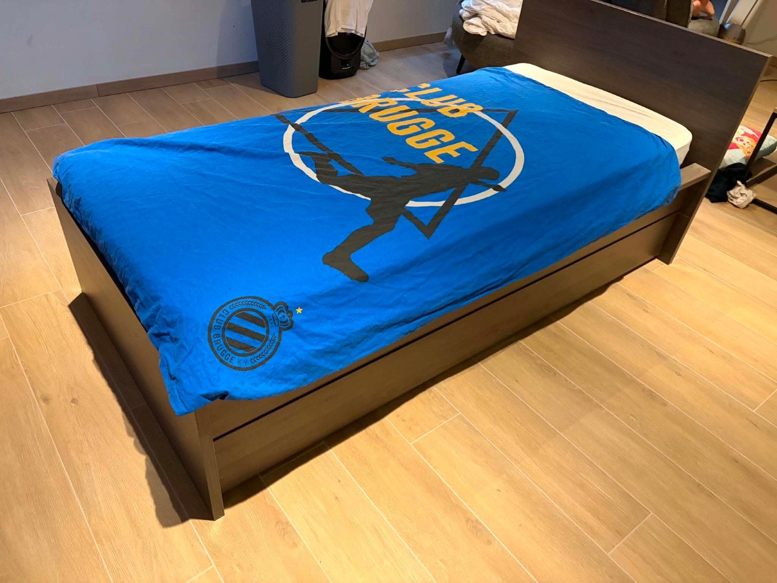 1 persoonsbed met matras en hoeslaken, Huis en Inrichting, Slaapkamer | Waterbedden, Ophalen