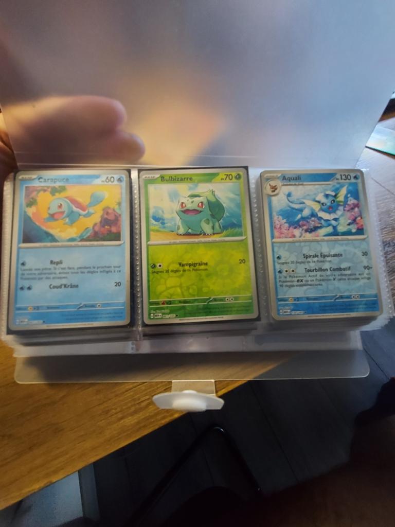 Pokemon  151 35 revers  et plus ou moin 70 commune, Hobby & Loisirs créatifs