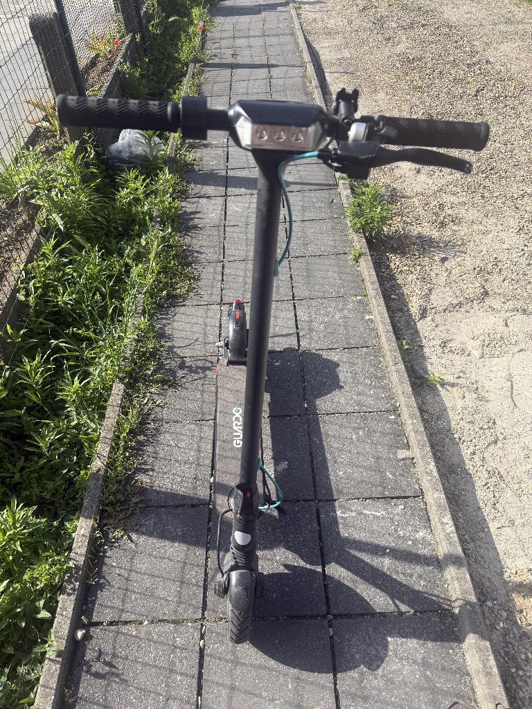 marchepied, Enlèvement, Utilisé, Step électrique (E-scooter), GUARDO