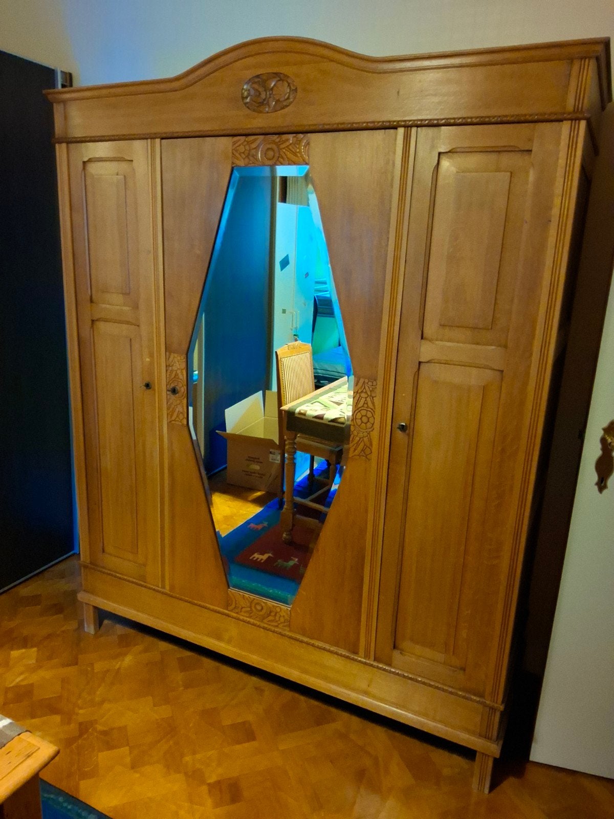 Armoire ancienne en chêne - retrait uniquement - OFFRE - URG, Enlèvement