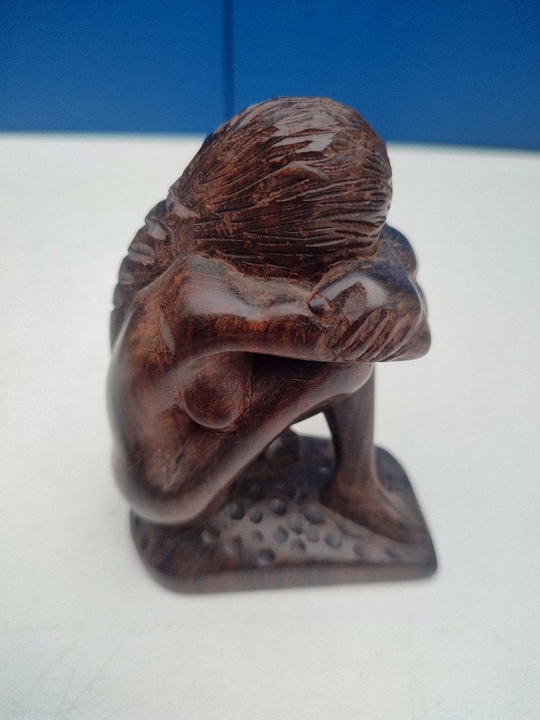 Houten beeldje Naakt, Verzenden