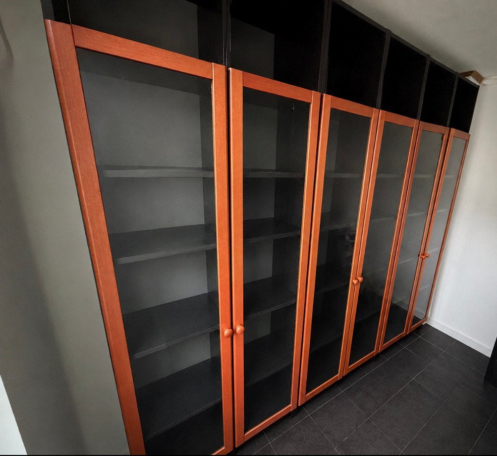 Armoires Billy Ikea 6x avec dessus et portes vitrées en bois, Maison & Meubles, Enlèvement, Utilisé