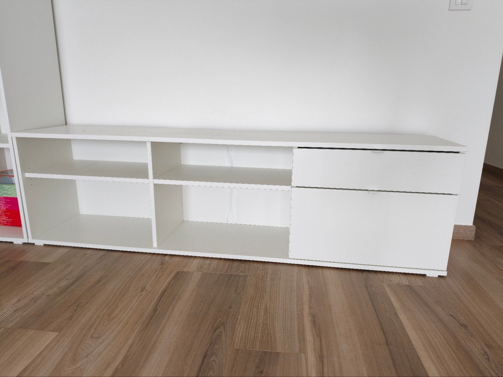 Ikea Vihals tv-console, wit, 146x37x50 cm, Ophalen, Gebruikt