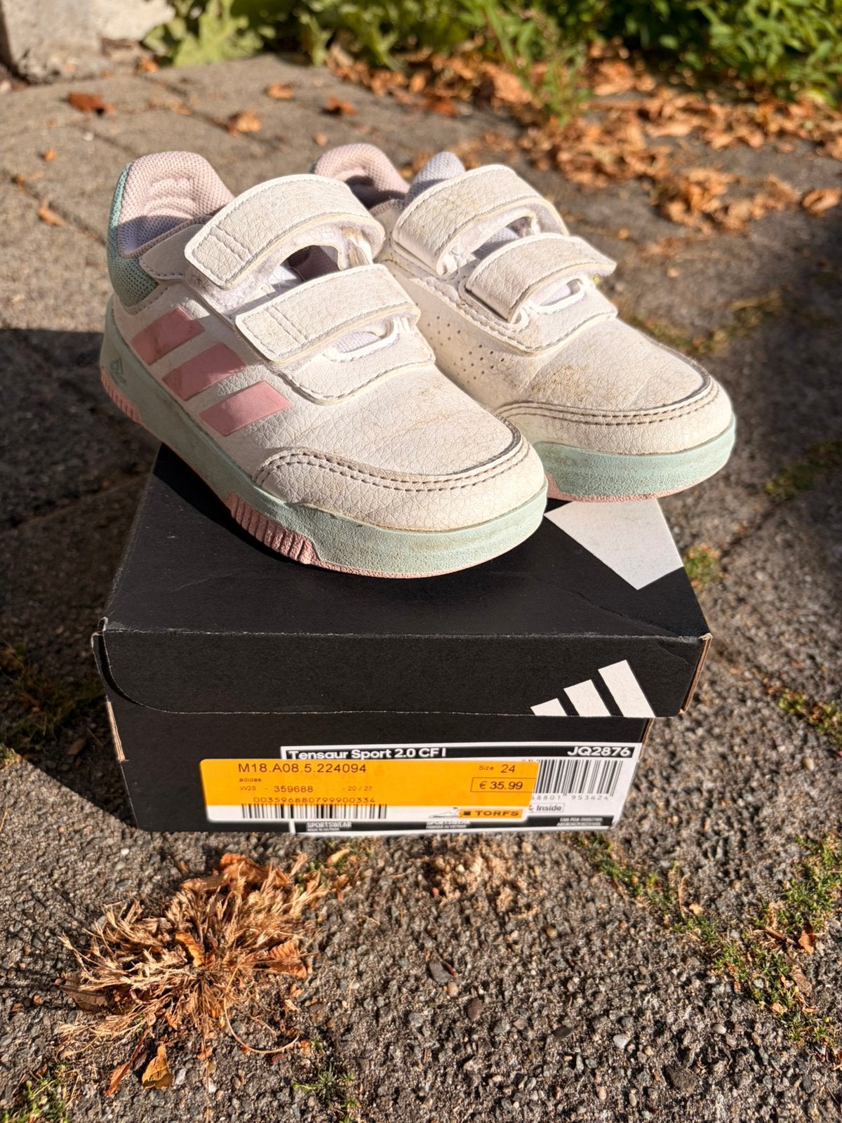 Adidas schoenen, leer, maat 24, Enfants & Bébés, Vêtements enfant | Chaussures & Chaussettes, Comme neuf, Enlèvement, Chaussures